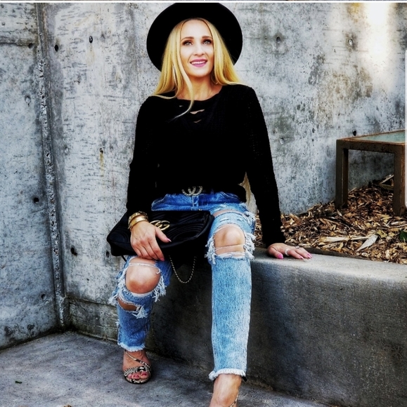 Blue Distressed Jeans Casual Wears Jeans - Picture 3 of 4